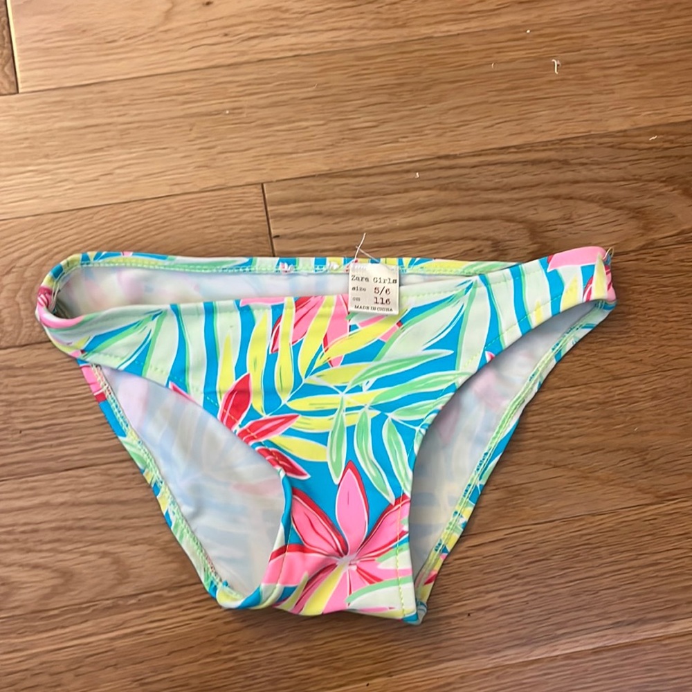 EUC Zara Girls Bikini Bottom Size 5/6